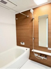仙台市宮城野区新田、マンションの風呂画像です