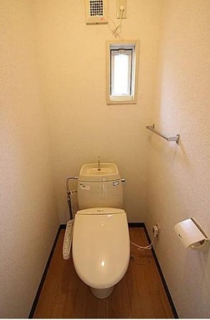 仙台市宮城野区鶴ケ谷、収益物件/アパートのトイレ画像です