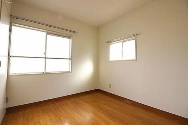 仙台市宮城野区鶴ケ谷、収益物件/アパートの内装画像です