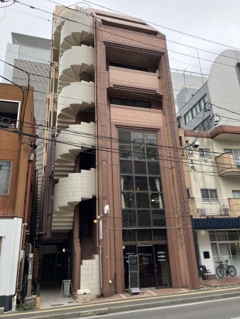 仙台市宮城野区榴岡、収益物件/ビルの画像です