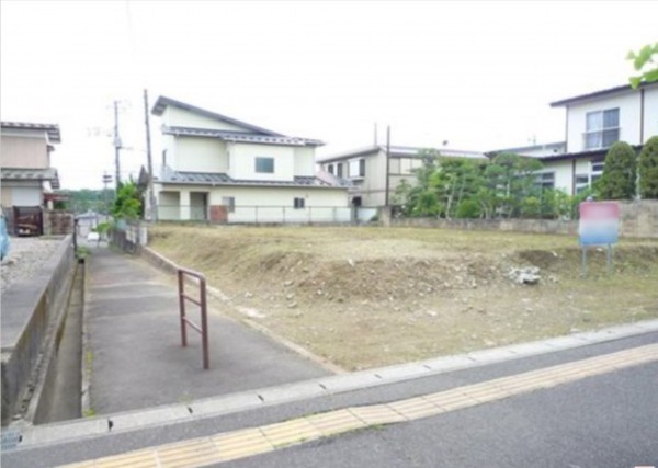 仙台市宮城野区鶴ケ谷、土地の画像です