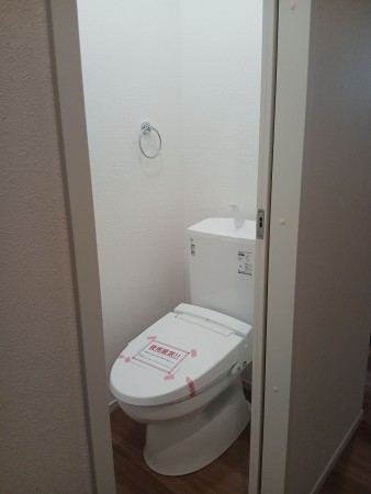 仙台市宮城野区福田町、新築一戸建てのトイレ画像です