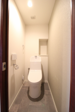 多賀城市下馬、マンションの画像です