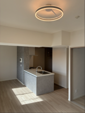 多賀城市下馬、マンションの画像です