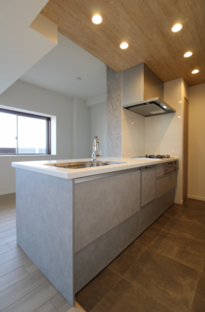 多賀城市下馬、マンションの画像です