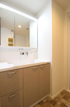 多賀城市下馬、マンションの画像です