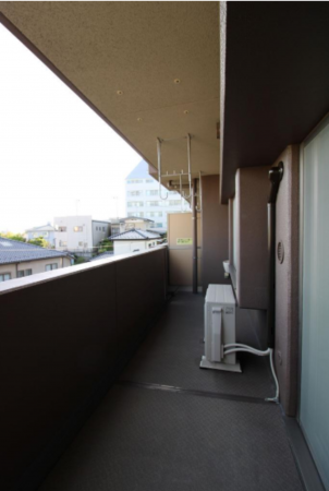 多賀城市下馬、マンションの画像です