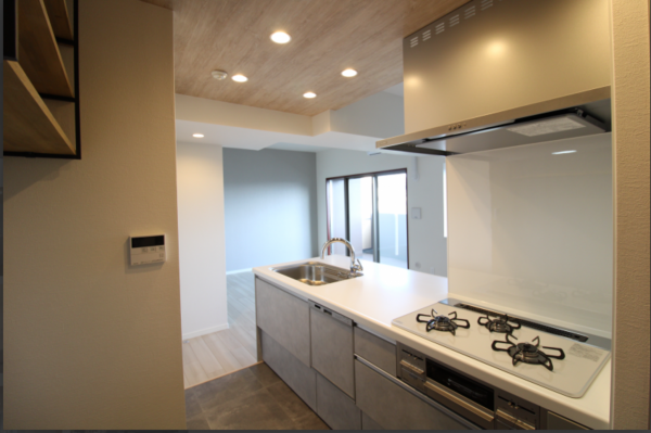 多賀城市下馬、マンションの画像です