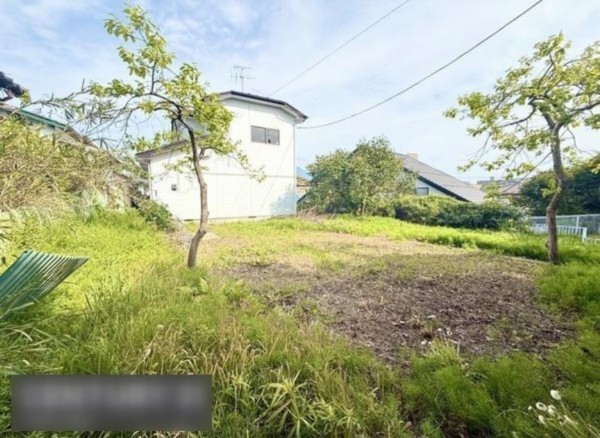 仙台市宮城野区二の森、土地の前面道路を含む現地写真画像です