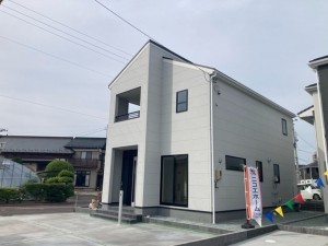 多賀城市八幡、新築一戸建ての画像です