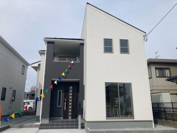 多賀城市八幡、新築一戸建ての画像です