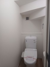 仙台市宮城野区福田町、新築一戸建てのトイレ画像です