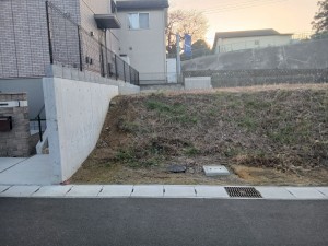 多賀城市笠神、土地の前面道路を含む現地写真画像です