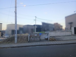 多賀城市笠神、土地の前面道路を含む現地写真画像です