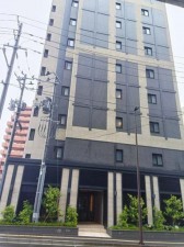 仙台市宮城野区小田原、マンションの外観画像です