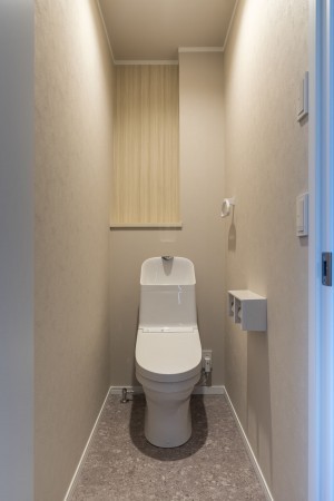 塩竈市南錦町、新築一戸建てのトイレ画像です