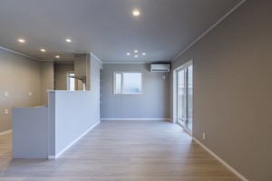 塩竈市南錦町、新築一戸建ての居間画像です