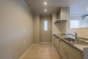 塩竈市南錦町、新築一戸建てのキッチン画像です