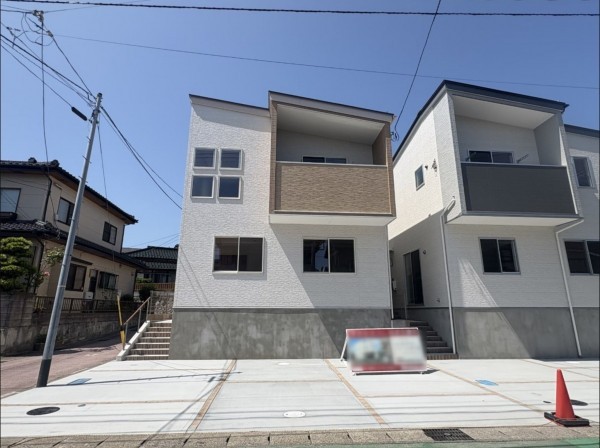 多賀城市伝上山、新築一戸建ての外観画像です