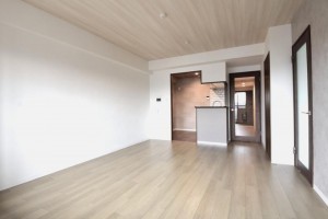 多賀城市下馬、マンションの画像です