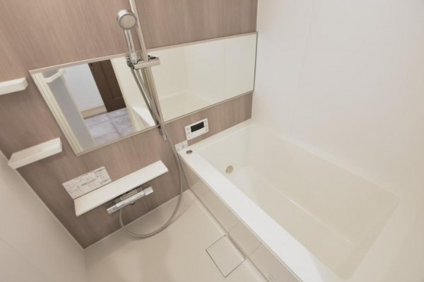 多賀城市下馬、マンションの画像です