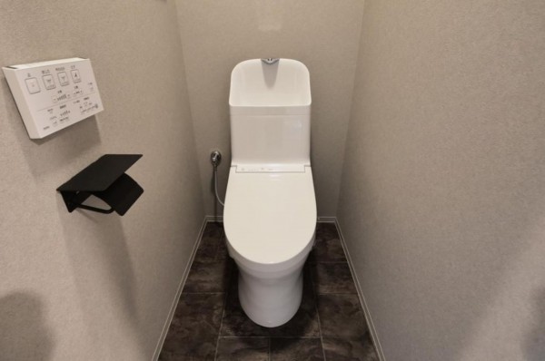 多賀城市下馬、マンションの画像です