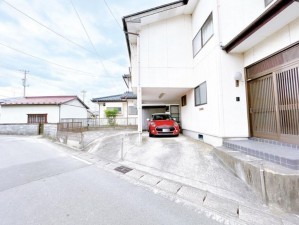 多賀城市八幡、中古一戸建ての外観画像です