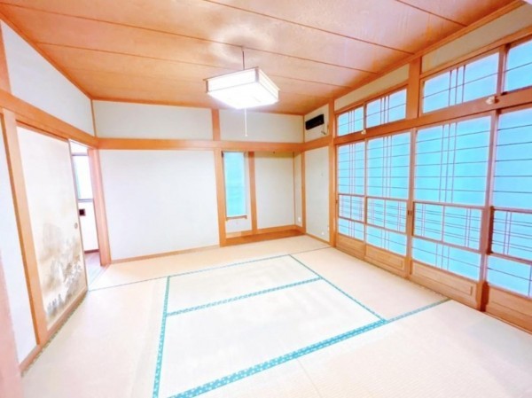 多賀城市八幡、中古一戸建ての画像です