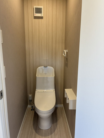 宮城郡利府町、新築一戸建てのトイレ画像です