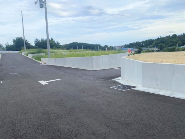 多賀城市笠神、土地の前面道路を含む現地写真画像です