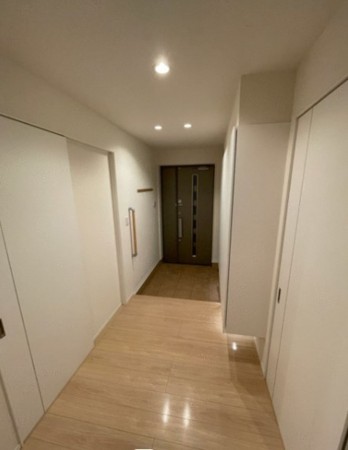 大和町、中古一戸建ての玄関画像です