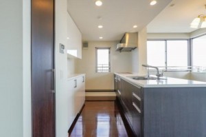 仙台市、マンションのキッチン画像です