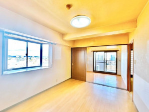 仙台市宮城野区福田町、マンションの内装画像です