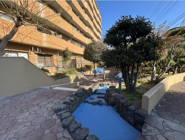 仙台市宮城野区小田原、マンションの画像です