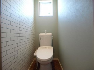 多賀城市新田、新築一戸建てのトイレ画像です