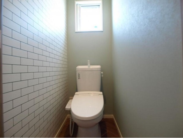 多賀城市新田、新築一戸建てのトイレ画像です