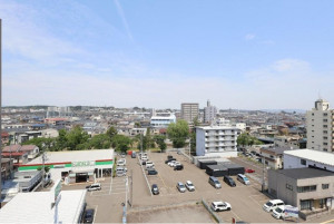仙台市宮城野区苦竹、マンションの画像です