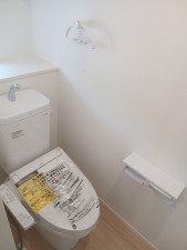 多賀城市新田、新築一戸建てのトイレ画像です