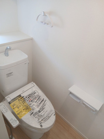 多賀城市新田、新築一戸建てのトイレ画像です