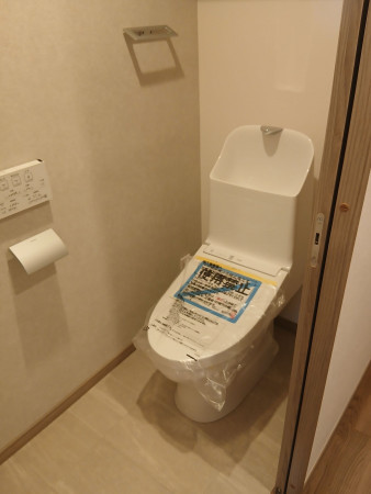 仙台市宮城野区新田、マンションのトイレ画像です