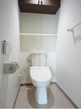 仙台市宮城野区福田町、マンションのトイレ画像です