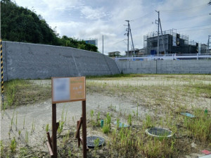 仙台市宮城野区岩切、土地の前面道路を含む現地写真画像です