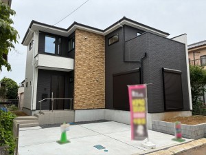 八千代市上高野、新築一戸建ての外観画像です
