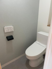 八千代市八千代台西、マンションのトイレ画像です