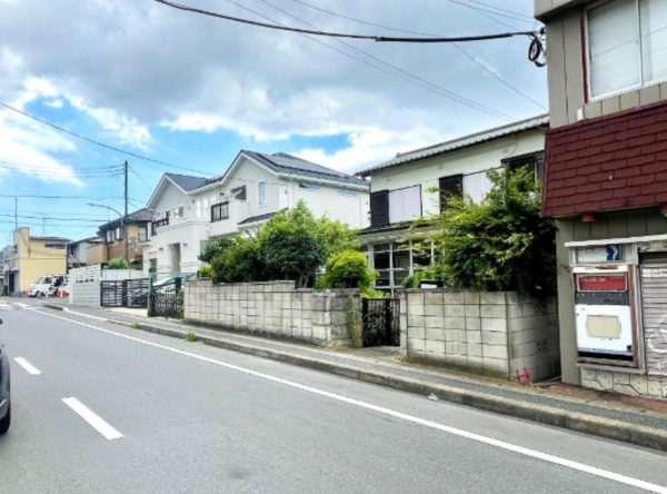 八千代市八千代台北、土地の前面道路を含む現地写真画像です