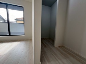 八千代市勝田台南、新築一戸建ての収納画像です