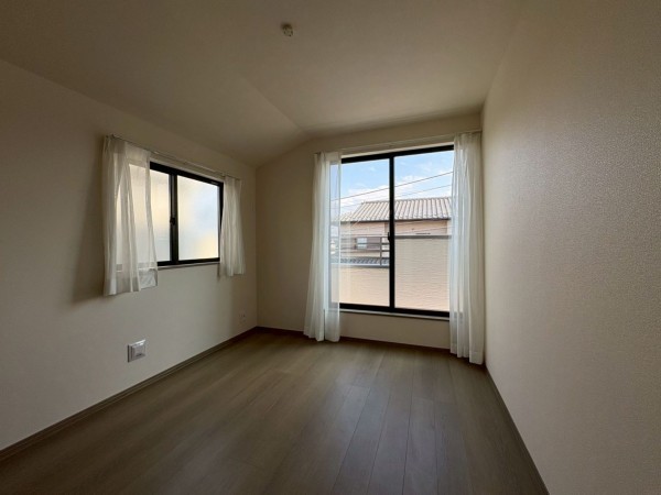 八千代市勝田台、新築一戸建ての画像です