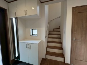 八千代市八千代台東、新築一戸建ての玄関画像です