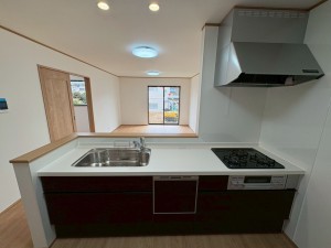 八千代市八千代台東、新築一戸建てのキッチン画像です