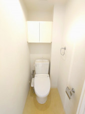 八千代市大和田新田、マンションのトイレ画像です